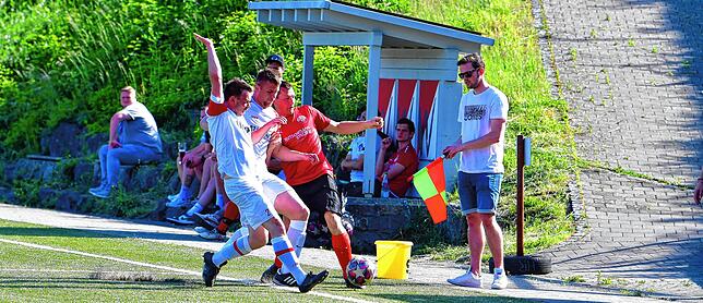 Bild 27: FC RW Weilheim setzt sich mit 5:2 gegen den FC Hochrhein durch &ndash; und wir haben Bilder!