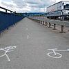Konflikte zwischen Radfahrern und Fußgängern gehören zu den Negativpunkten im Konstanzer Radverkehr. Auf der neuen Rheinbrücke hat jetzt ...