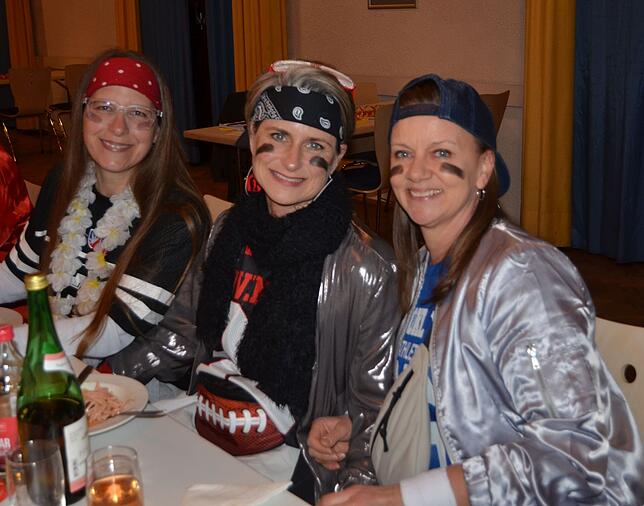 Bild 18: Unvergesslich! So feierte Markdorf den Dreckkübelgschwätz 2025 – Fasnet pur in der Stadthalle!