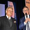 Elmar Brok (links) und Thomas Conrady beim IHK-Neujahrsempfang. Bild: Rolf Reißmann