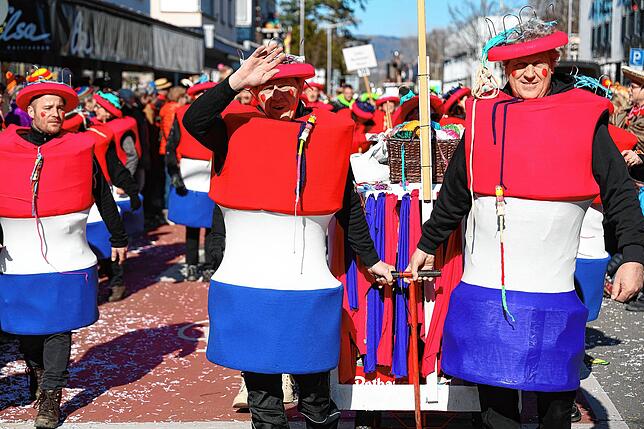 Bild 42: Fastnachtsumzug Radolfzell 2025: Alle Bilder vom farbenfrohen Spektakel