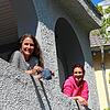 Heidrun Ullmann (links) und Frederike Bohl bieten als Hebammen Hausgeburten an. Diese werden immer gefragter.