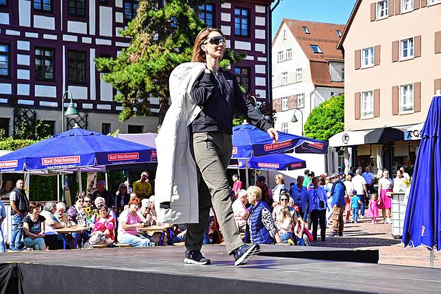 Bild 5: Herbstliches Flair beim Kürbisfest
