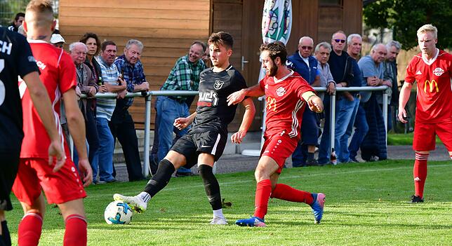 Bild 15: FC Wallbach muss mit einem 1:1 gegen den SV Buch zufrieden sein &ndash; und wir haben Bilder!