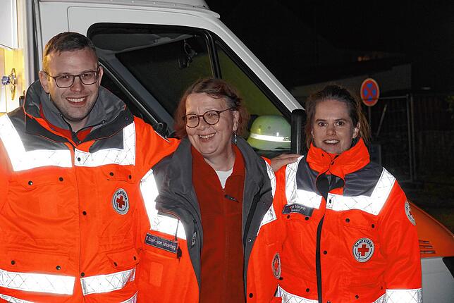 Bild 3: Gute Stimmung beim Auftakt des Weinfests in Bermatingen
