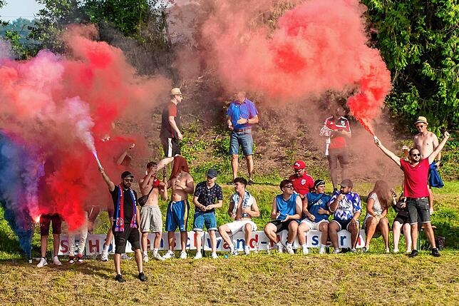 Bild 1: Bilder vom 3:1-Sieg der SG Höchenschwand/Häusern im Kreisliga A-Aufstiegsspiel beim FC Erzingen II