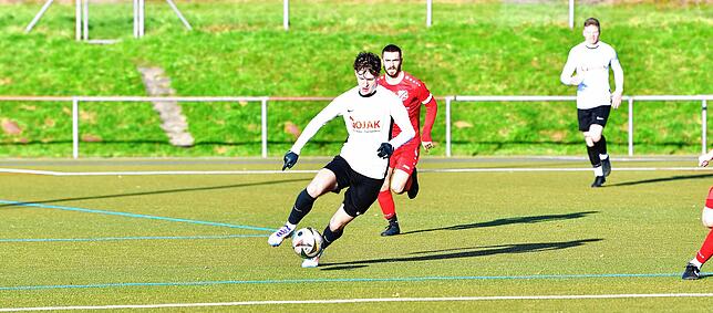 Bild 7: SG FC Wehr/Brennet besiegt den FC Schönau mit 3:0 – und wir haben Bilder!