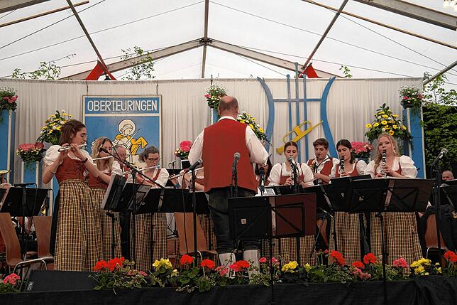 Bild 7: Bilder vom Sonntagsfrühschoppen beim Blütenfest in Oberteuringen