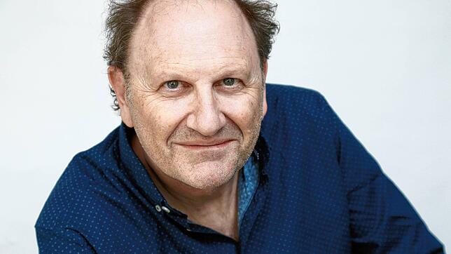 „Einer trägt die Verantwortung, aber der Rest ist Teamarbeit“: Mit diesem Motto will Douglas Wolfsperger in Biberach erfolgreich sein.