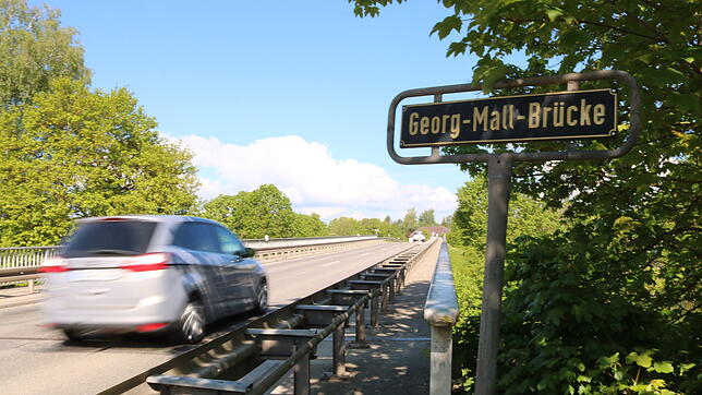 Die Georg-Mall-Brücke führt den Zubringer zur B 27 nach Allmendshofen hinein. Die muss saniert werden. Der geplante Zeitpunkt &ndash; ...