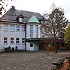 In der Laufenschule war bis 2016 eine Förderschule untergebracht. Nun soll das ehemalige Schulgebäude der Gemeinde Rhina zwei Jahre lang ...