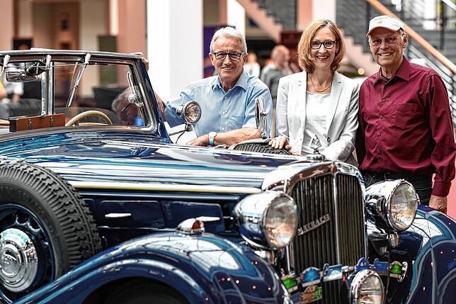 Schon 2017 gab es bei der Messe, die damals noch „Klassikwelt Bodensee“ hieß, am Maybach-Stand Oldtimer zu bestaunen.