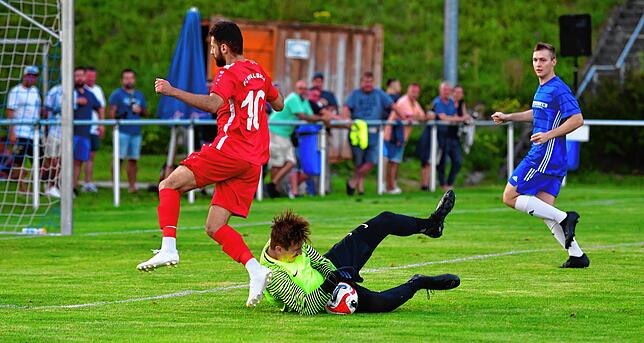 Bild 37: FC Wallbach setzt sich mit 2:0 beim SV Karsau durch &ndash; und wir haben Bilder!