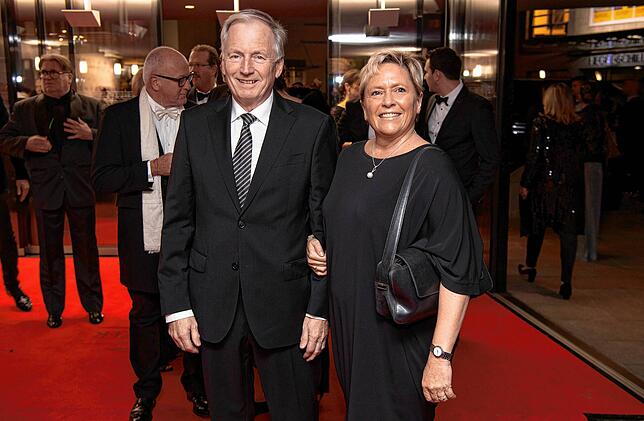 Politisches und privates Paar: Susanne Eisenmann, damals Kultusministerin von Baden-Württemberg, und ihr Ehemann Christoph Dahl im Jahr ...