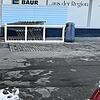 Ein 84-Jähriger prallte am Donnerstag, 11. Januar, mit seinem Mercedes erst gegen den Laternenmast und fuhr dann auf die ...