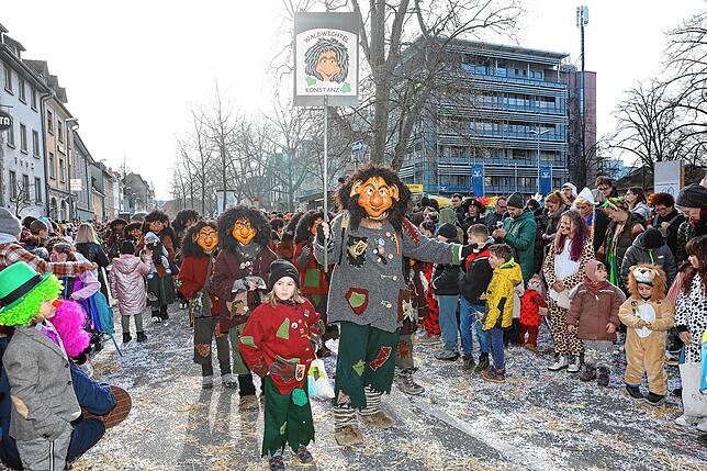 Bild 21: Großer Narrenumzug 2024 in Konstanz &ndash; die besten Bilder gibt&lsquo;s hier &ndash; Teil 4