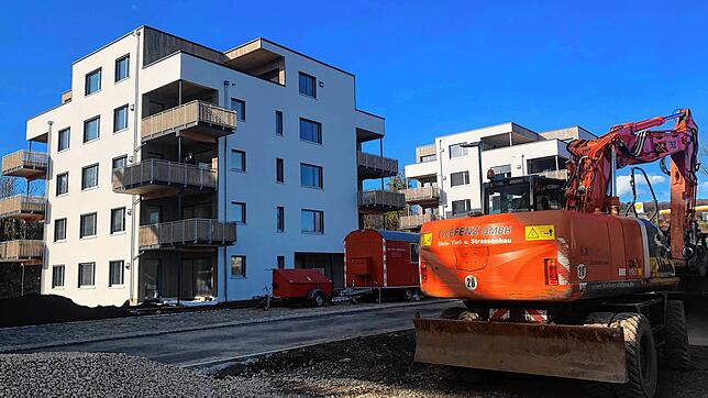Am Kaltenbach in Tiengen sind zahlreiche Miet- und Eigentumswohnungen entstanden. Das Archivbild zeigt die Baustelle im Februar 2022.