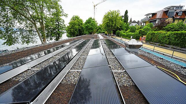 In Radolfzell soll es auf vielen Dächern zukünftig Solaranlagen geben. Sowohl auf Privathäusern als auch städtischen Gebäuden und ...