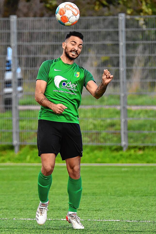 Bild 13: SV Herten besiegt den TuS Efringen-Kirchen mit 4:0 &ndash; und wir haben Bilder!