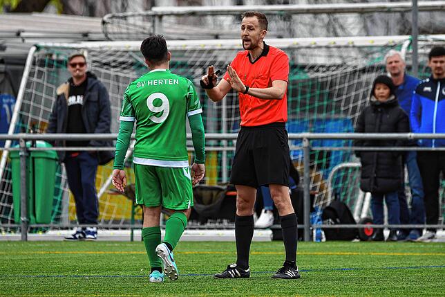 Bild 18: SV Herten feiert 8:2-Kantersieg gegen TuS Efringen-Kirchen &ndash; und wir haben Bilder!