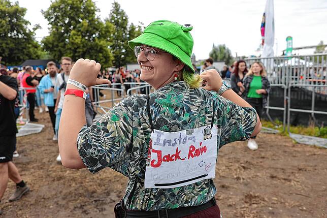 Bild 30: Alligatoah am Bodensee – Die Fans fluten das Areal Klein Venedig