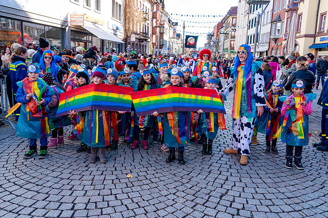 Bild 44: Bilder vom großen Kinderumzug in VS-Villingen am Schmotzigen &ndash; Teil 3