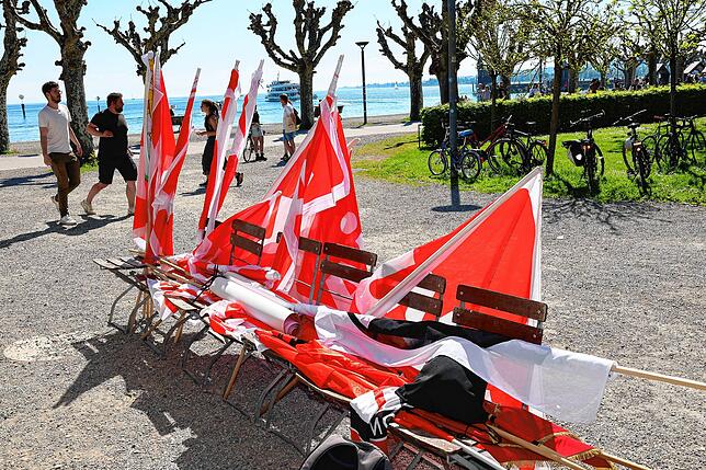 Bild 14: 1. Mai in Konstanz: So bunt war der Protest am Bodenseeufer – mit Reden und Kundgebung