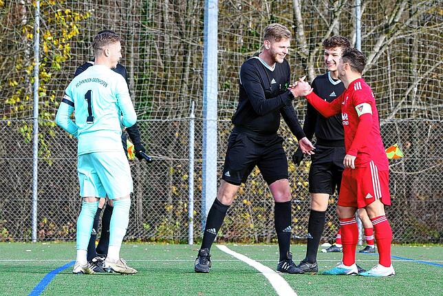 Bild 19: Die besten Bilder vom Spiel zwischen dem FC Überlingen und dem FC Öhningen-Gaienhofen
