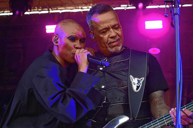 Bild 13: Skunk Anansie rockt Markdorf: 2500 Fans feiern furiosen Open-Air-Auftakt – die besten Bilder!