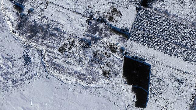 Die am 17. Februar 2022 von Planet Labs PBC herausgegebene Aufnahme soll ein Trainingslager der russischen Armee bei der russischen ...