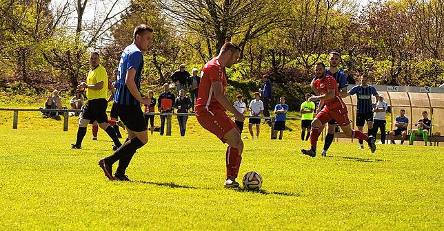 Bild 18: SG FC Wehr/Brennet und FC Wallbach der trennen sich im Derby ohne Tore &ndash; aber wir haben Bilder!