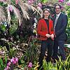 Die Geschwister Bettina Gräfin und Björn Graf Bernadotte leiten die Insel Mainau. Inmitten der Orchideen- und Urwaldpracht im Palmenhaus ...