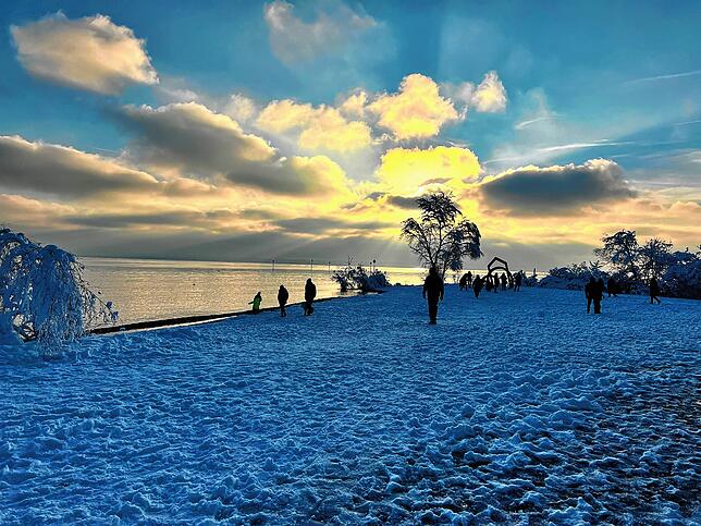 Bild 2: Was für ein Wintereinbruch am Bodensee: Die schönsten Schnee-Bilder vom Wochenende