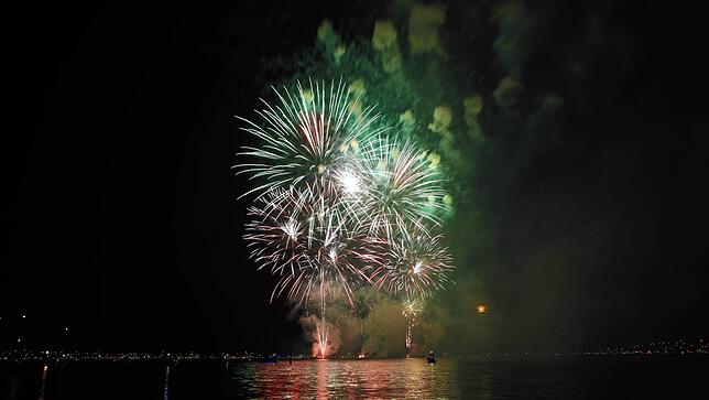 Bild 35: Konstanzer Seenachtfest 2022: Fotos vom großen Finale beim Feuerwerk an der Kunstgrenze