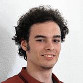 „Gerade jetzt brauchen wir Menschen, die für andere da sind. Wir brauchen Priester“, sagt Alexandros Johannes Leonhard, 20, ...