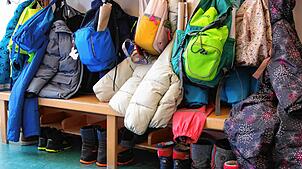 Auch in Vöhrenbach fehlen Fachkräfte in den Kindergärten, hier ein Symbolbild, um die Kinder rundum zu betreuen. Bild: Laura Marinovic