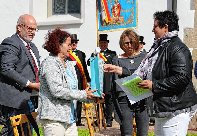 Beim Patroziniumsfest wurden zwei ehrenamtliche Mitarbeiterinnen verabschiedet, die sich viele Jahre bei den Ministranten und in der ...