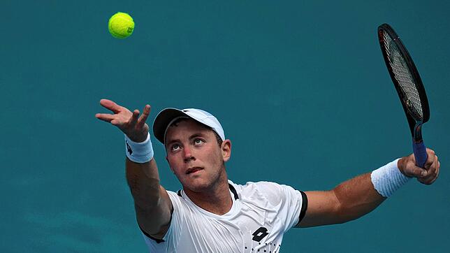 23.03.2022, USA, Miami Gardens: Tennis; ATP-Tour &ndash; Miami; Einzel, Herren, 1. Runde; Koepfer (Deutschland) gegen McDonald (USA): ...