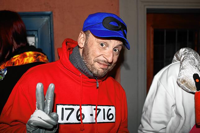Bild 12: Konstanzer Straßenfasnacht 2025: Am Rosenmontag steigt die Stimmung nochmals