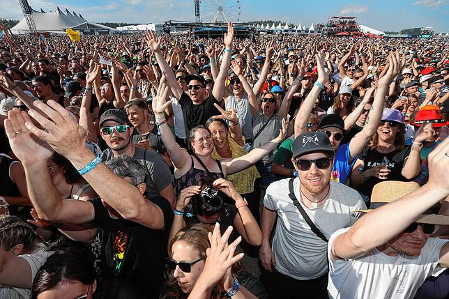Bild 26: Southside 2023: Alle Bilder vom Wanda-Konzert