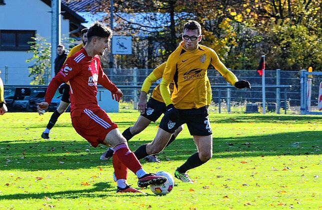 Bild 14: Die besten Bilder von der Landesligapartie zwischen dem FC Überlingen und dem FC Gutmadingen