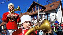 Früh übt sich... Der musikalische Nachwuchs der Feuerwehrkapelle aus Stetten am kalten Markt in Aktion. Bilder: Wilfried Koch