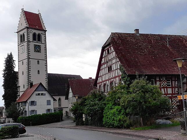 Kirchstraße mit Martinskirche