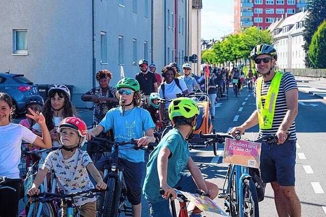 Bild 21: Bilder von der Fahrraddemo in Friedrichshafen