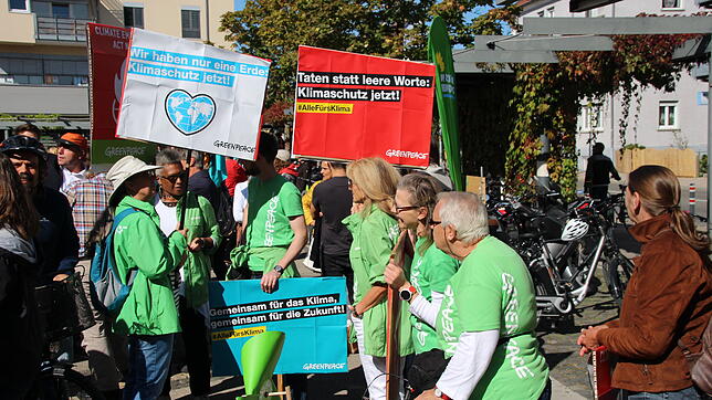 Liegt es an den Fridays-for-Future-Demonstrationen oder dem allgemeinen Trend? Die Stadt Friedrichshafen will nun viel Geld für den ...