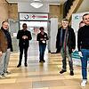 Der Singener Hans-Peter Storz (SPD, von links) begleitete seinen Landtagskollegen Florian Wahl auf seiner Info-Tour durch den ...