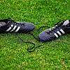 Immer mehr Jugendtrainer entscheiden sich dazu, ihre Schuhe an den Nagel zu hängen.