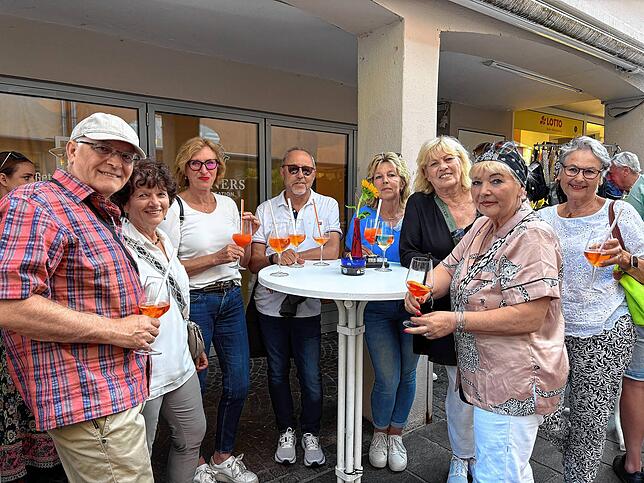 Bild 4: Bilder von „Tiengen klingt“ und der Eröffnung der Freiluftausstellung LuftArt.