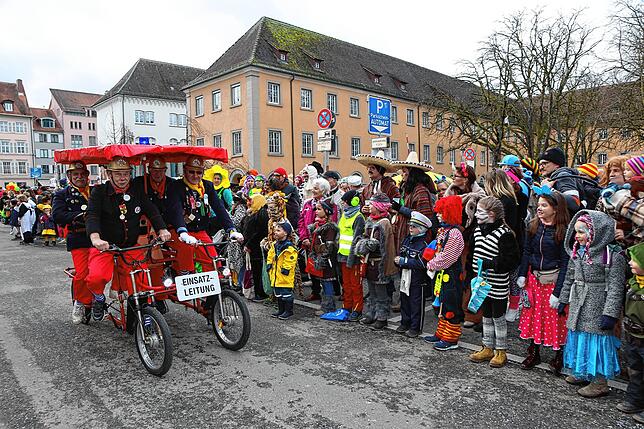 Bild 37: Großer Narrenumzug 2024 in Konstanz &ndash; die besten Bilder gibt&lsquo;s hier &ndash; Teil 1