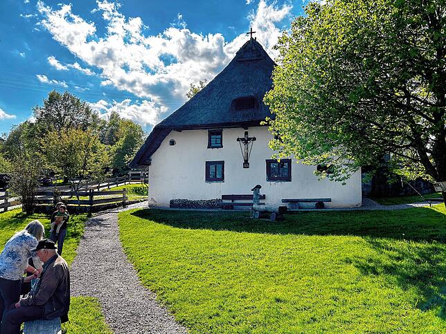 Bei den Besuchern erweckt das Freilichtmuseum Klausenhof eine reale Vorstellung davon, wie das Leben im Hotzenwald einst ausgesehen ...